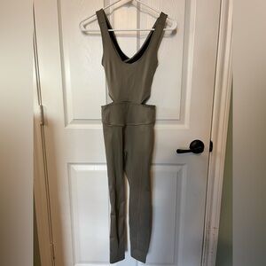 Free People jump suit beige/sage XS